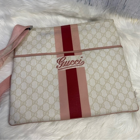GUCCI canvass crossbody bag in pink and white - Picture 4 of 17